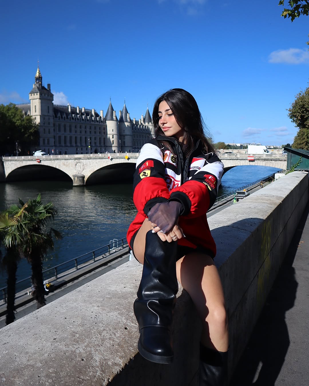 Tri-Color Ferrari Scuderia Jacket – Limited Drop | Grantiro® F1 Edition