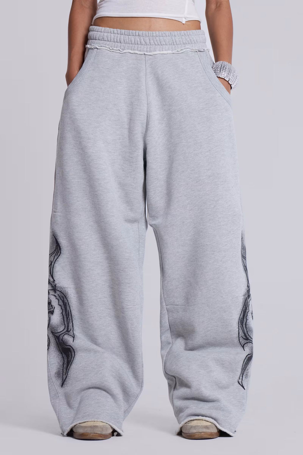 Arcane Wings Baggy Sweatpants | GRANTIRO®