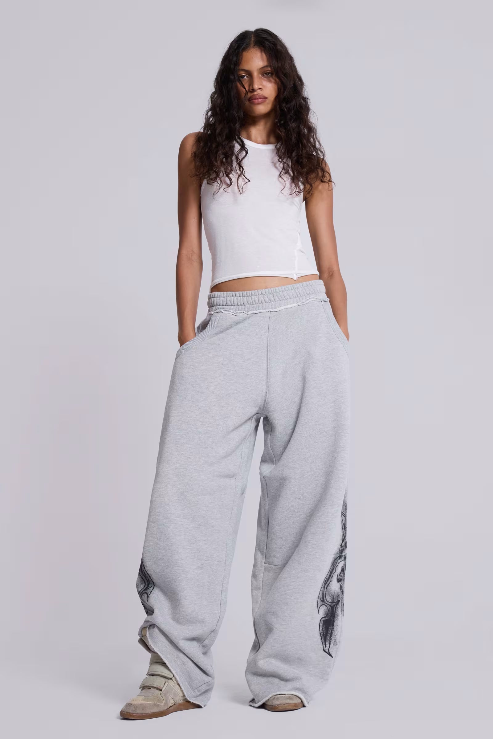 Arcane Wings Baggy Sweatpants | GRANTIRO®