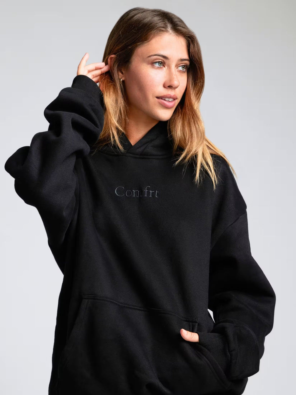Signature Hoodie - Onyx Black