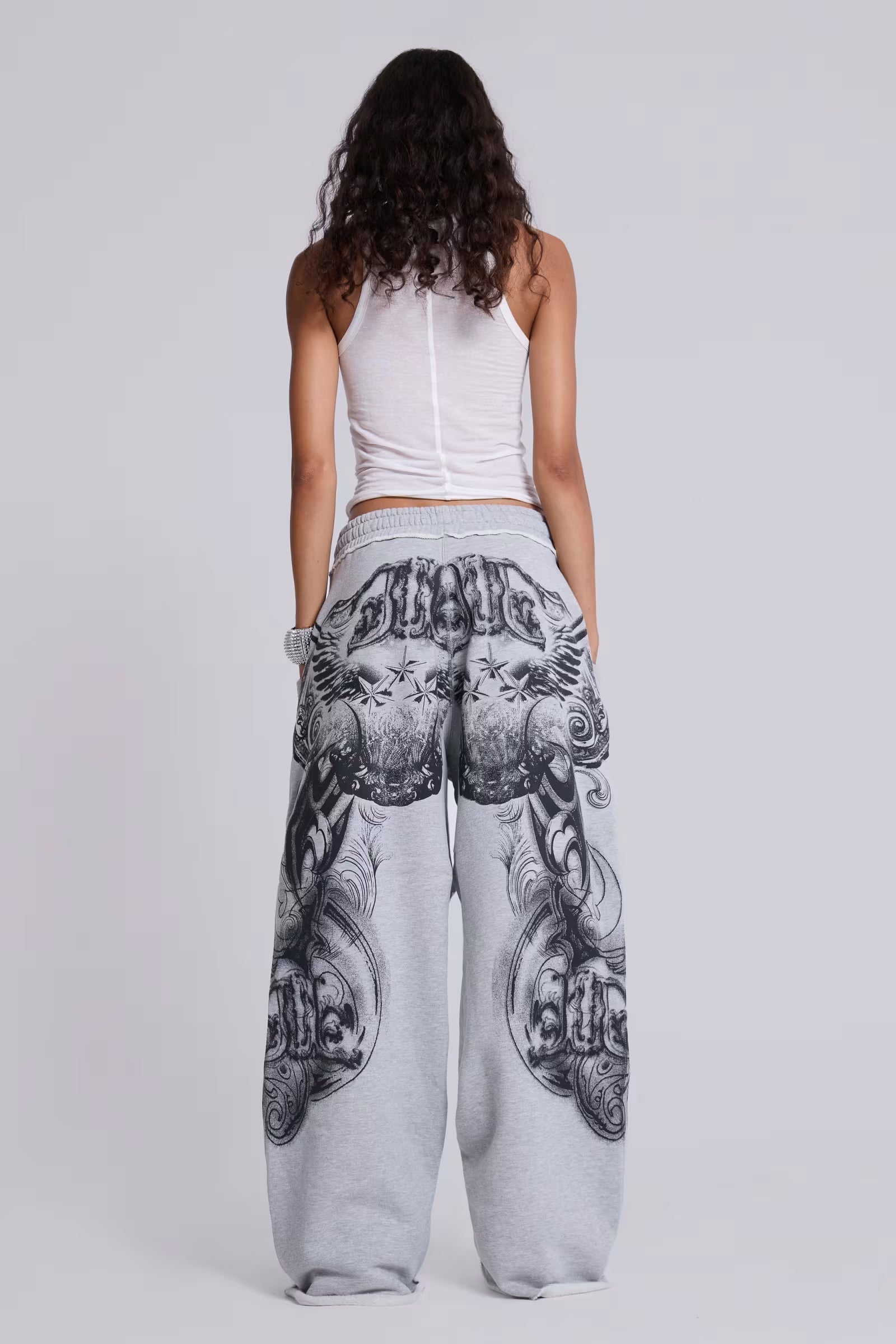 Arcane Wings Baggy Sweatpants | GRANTIRO®