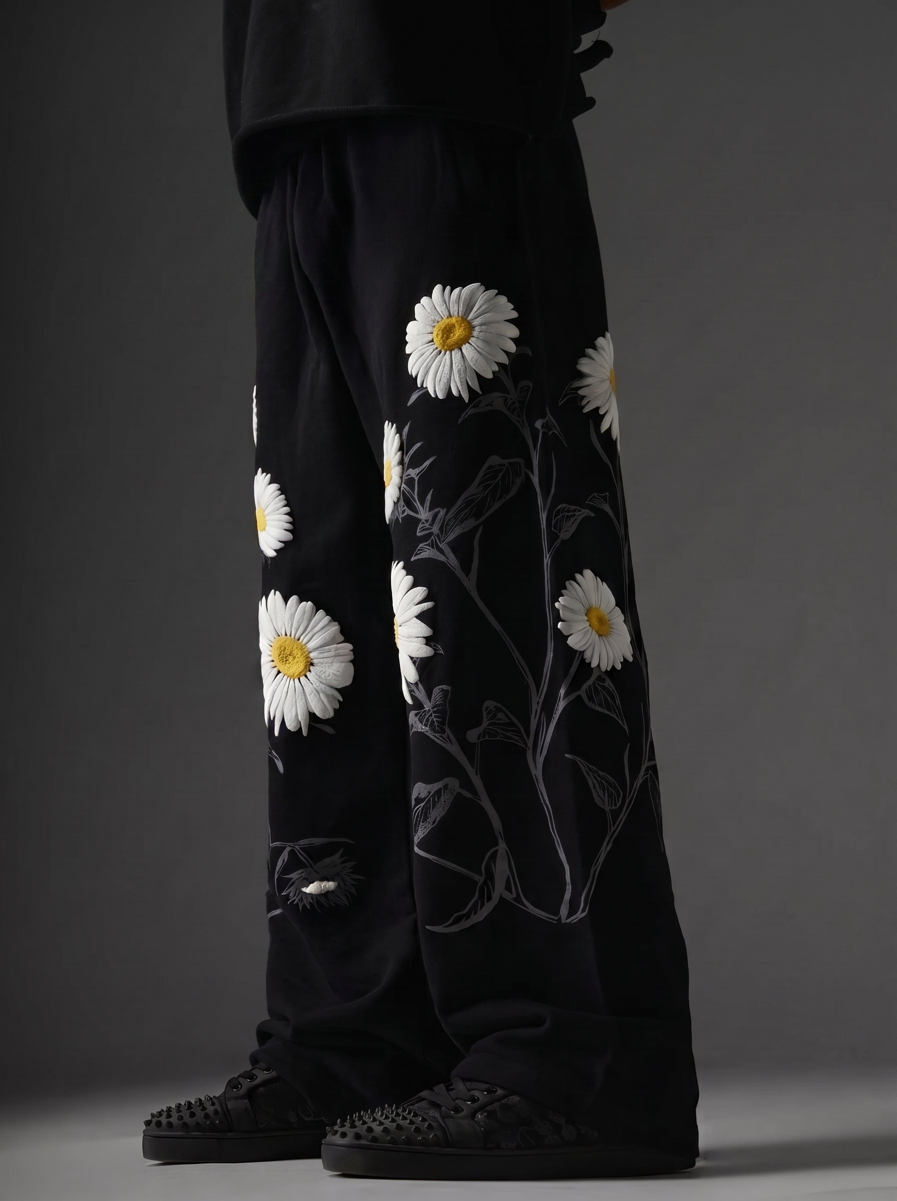 Midnight Daisy Premium Pants | Grantiro®