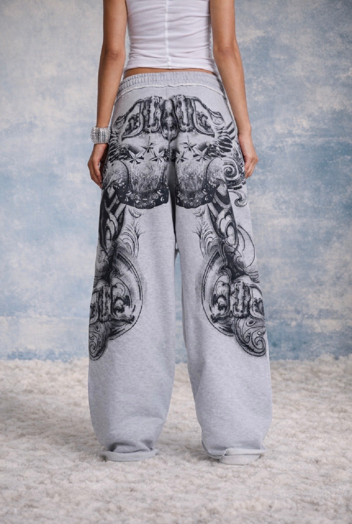 Arcane Wings Baggy Sweatpants | GRANTIRO®