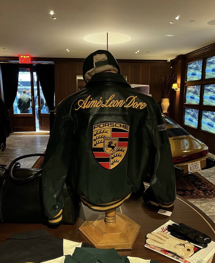 Porsche Bottle Green Leather Jacket – Limited Drop | Grantiro® Luxe Edition